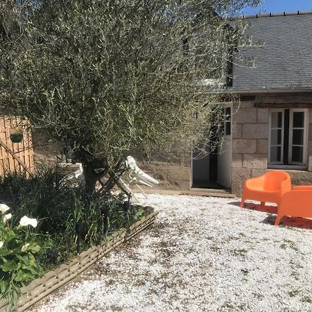 דינאן Charmante Maisonnette Proximite Cite Medievale Et Bords De Rance מראה חיצוני תמונה